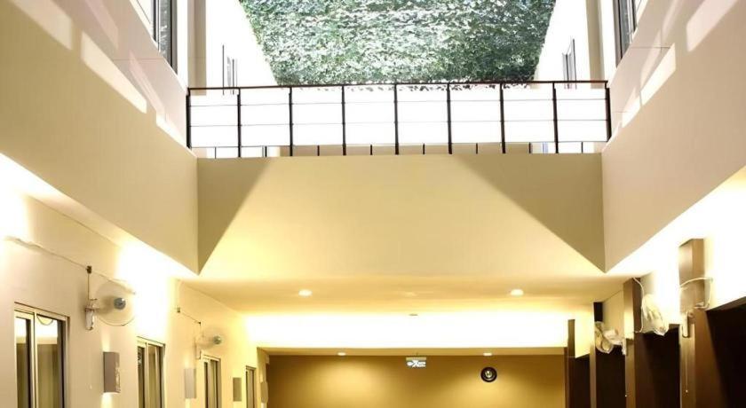 Hotel Marlin Pekalongan Managed By Dafam Extérieur photo